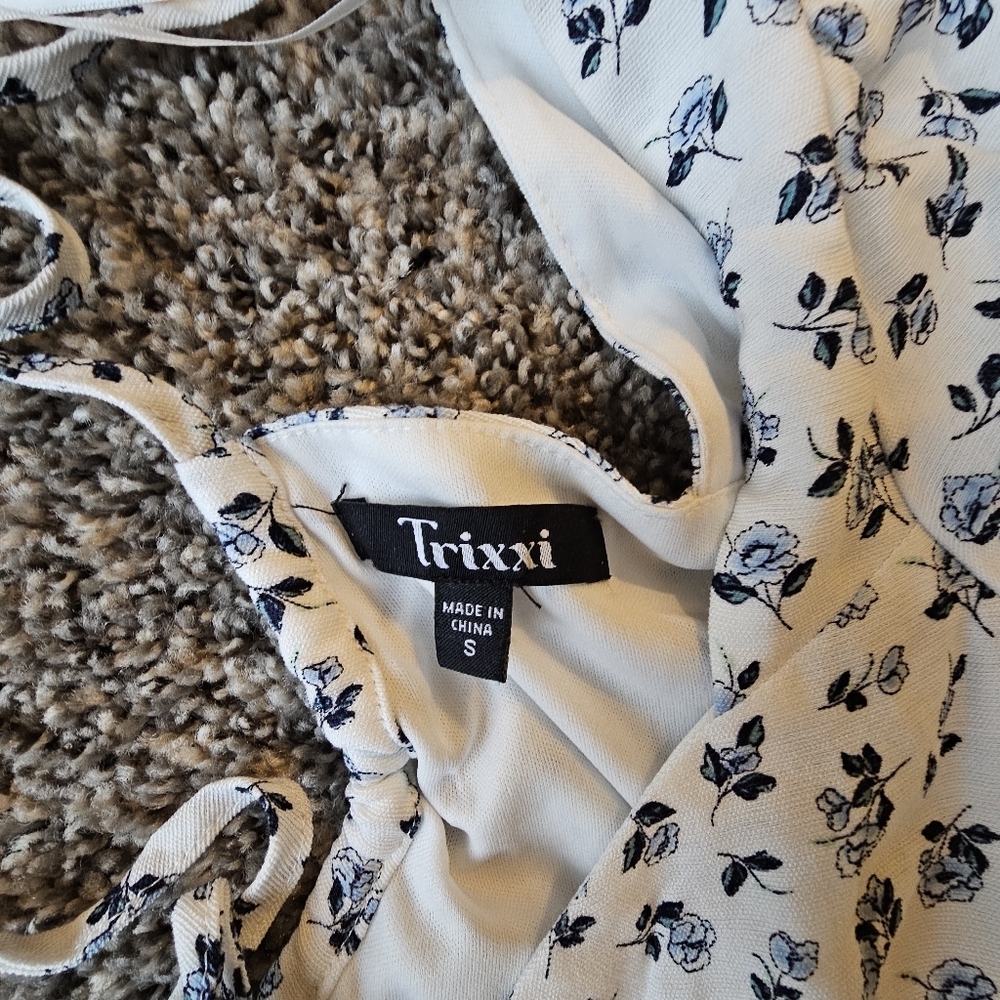 Trixxi White Mini Dress with Navy Blue Floral Print - Picture 2 of 3